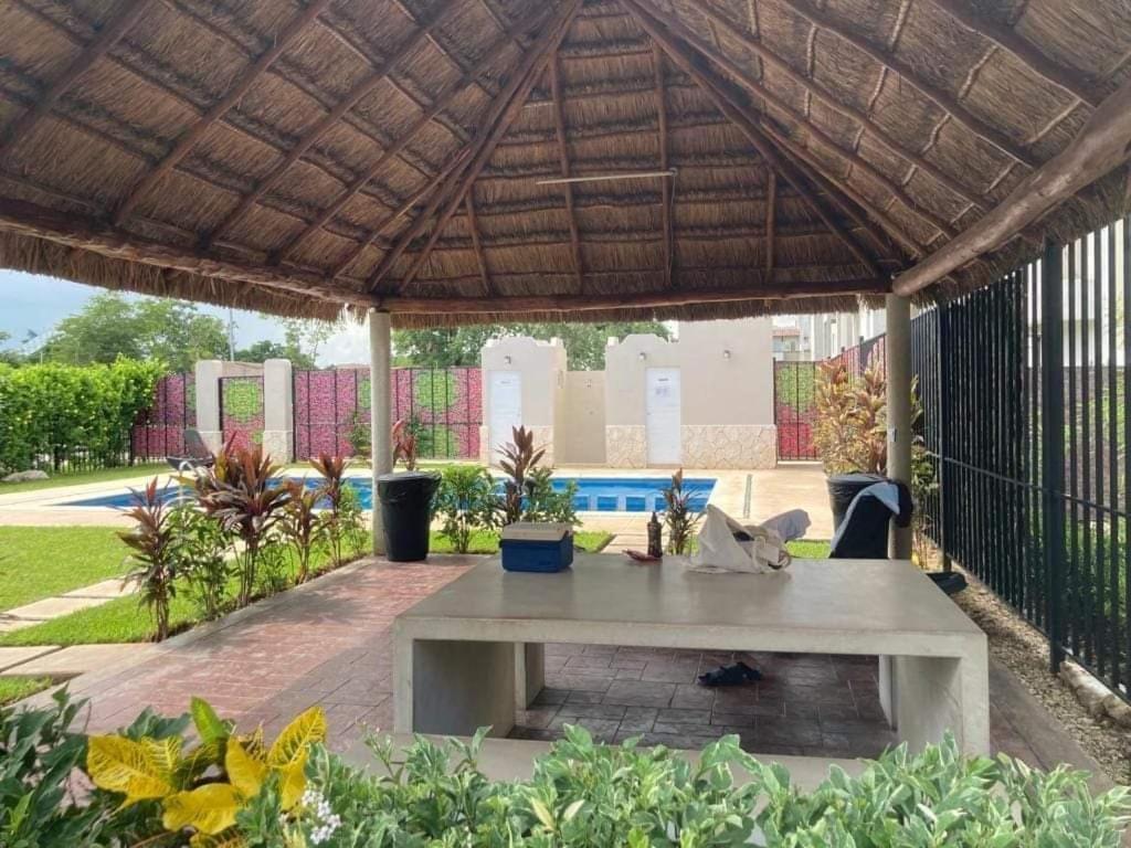 Comodo Departamento En Playa Del Carmen Bagian luar foto